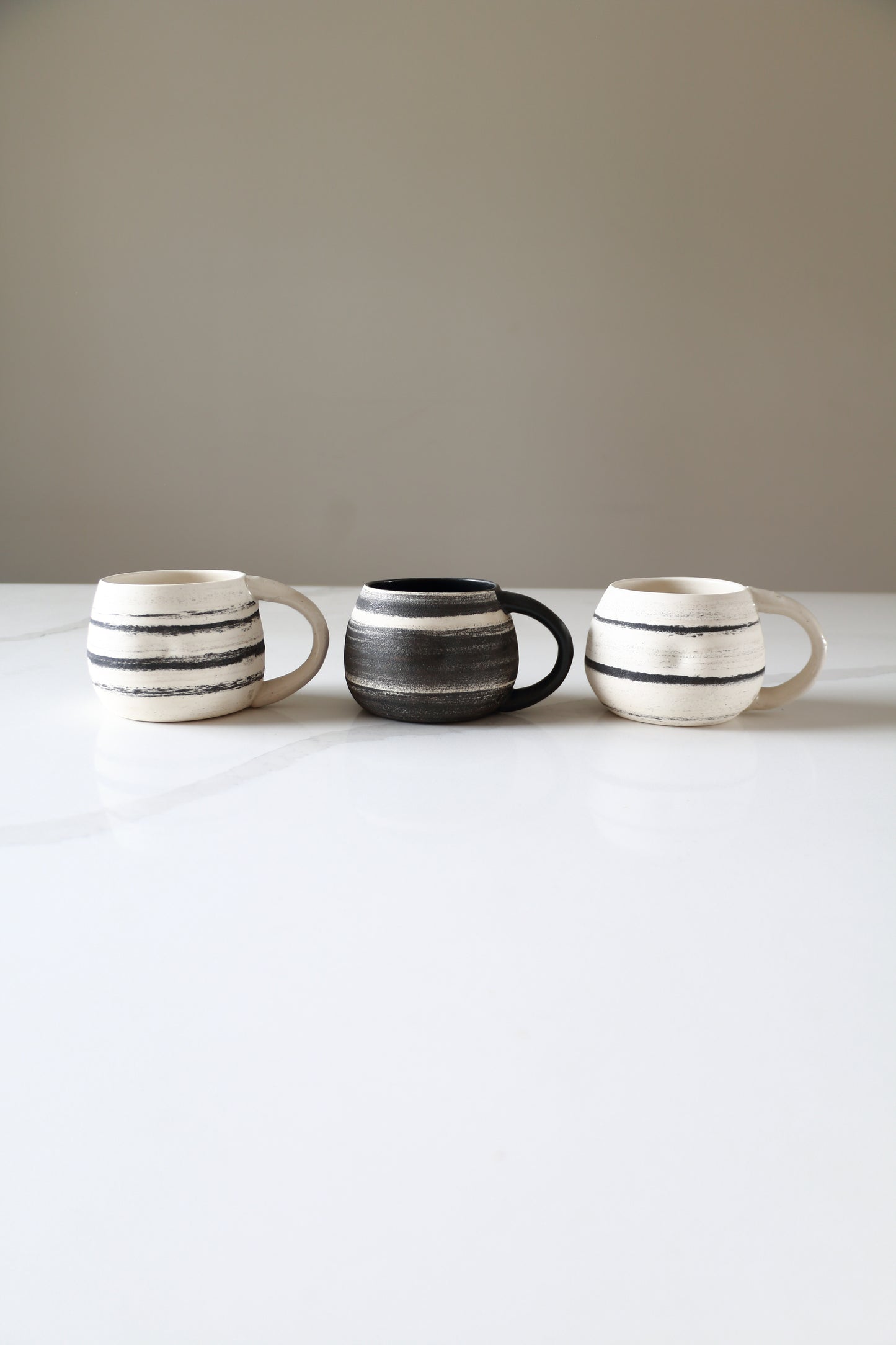 Meta-Morphic Pebble Mug • Black • 16oz