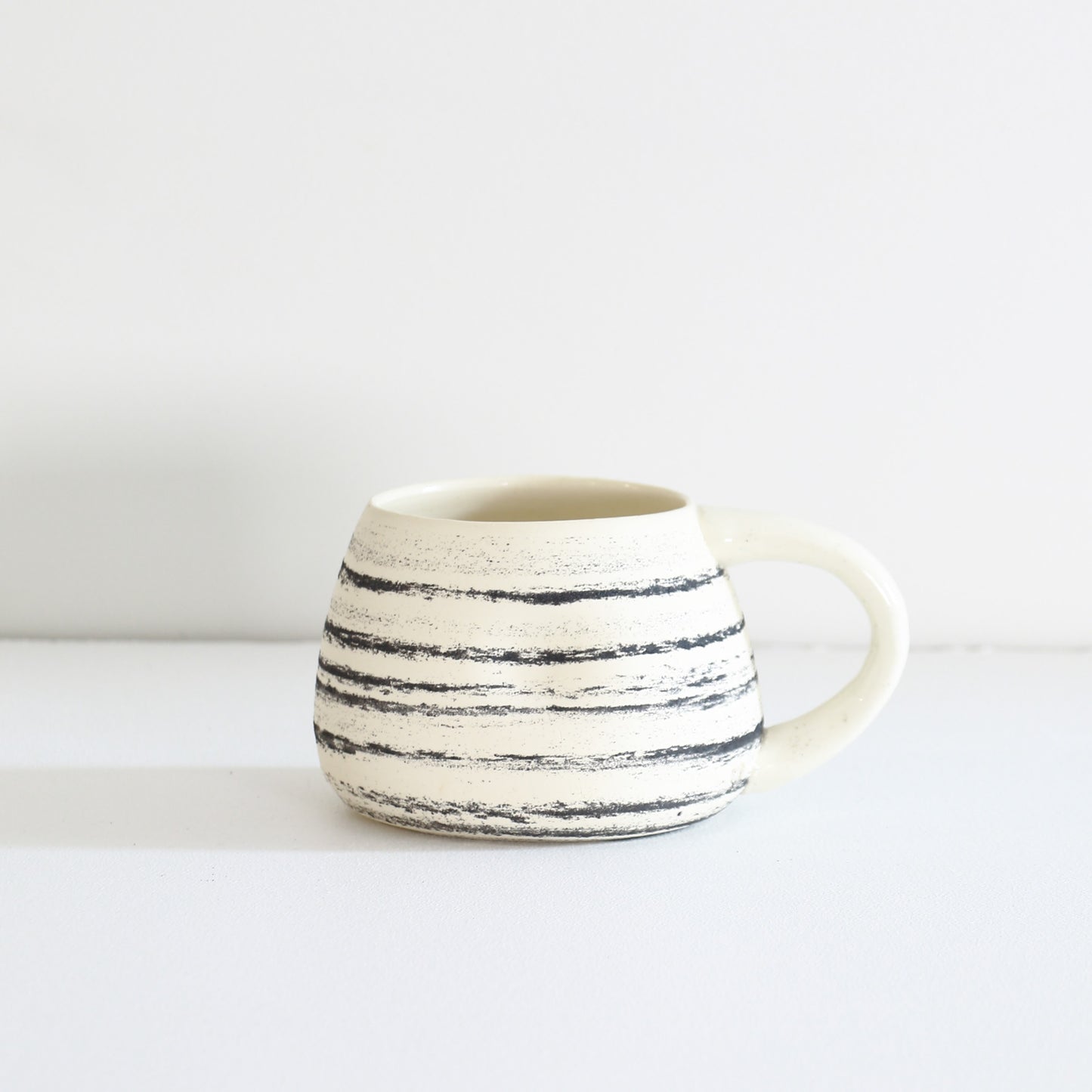 Meta-Morphic Pebble Mug • White • 13oz