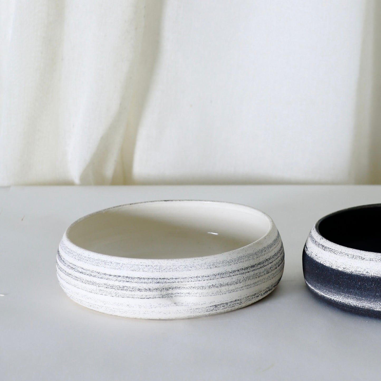 Meta-Morphic Bowl • S • White
