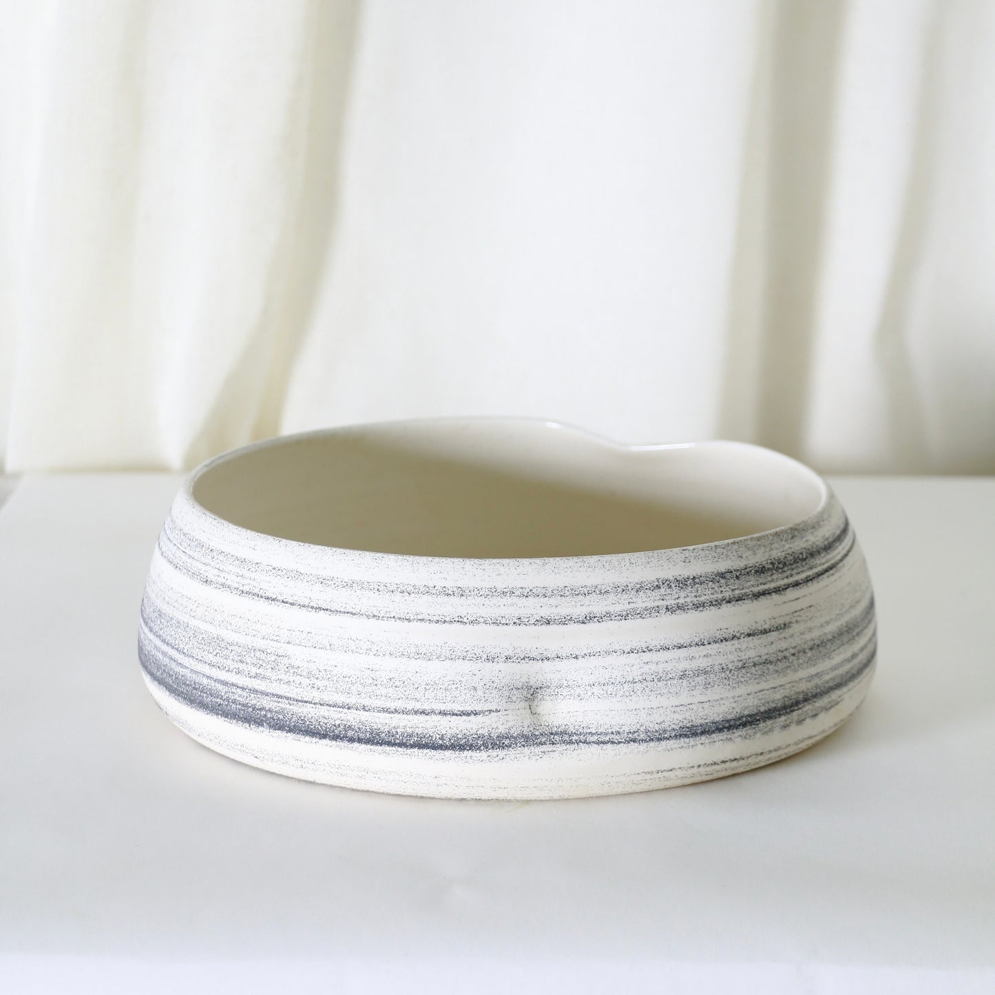 Meta-Morphic Bowl l M
