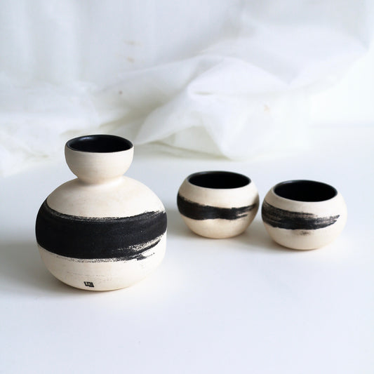 Graffiti Sake Set l  Multi Colors